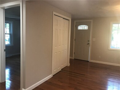 33 Euclid Ave, Warwick, RI 02889 - photo 2