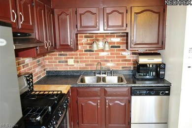 10132 Spinnaker Run unit 10F, Aurora, OH 44202 - photo 6