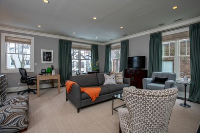 2648 N Wayne Ave, Chicago, IL 60614 - photo 2