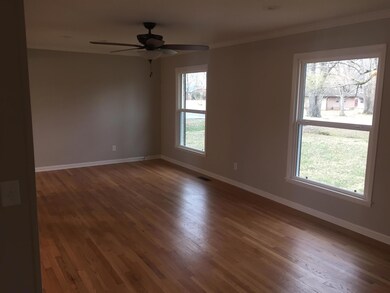 200 Tremont Dr, Shelbyville, TN 37160 - photo 7