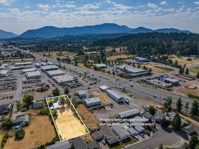 1694 Dowell Rd-001