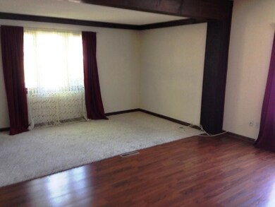 141 S Park St, Alma Center, WI 54611 - photo 6