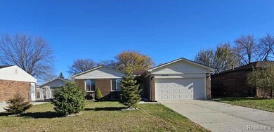 42116 Ehrke Dr, Clinton Township, MI 48038 - photo 2