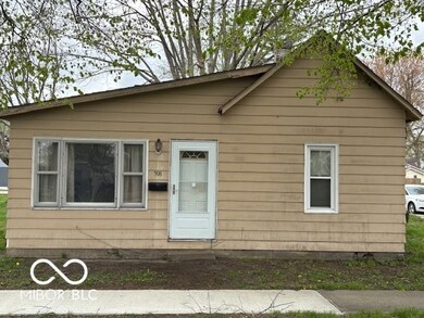 598 Young St, Franklin, IN 46131 - photo 5