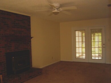 2466 Northwoods Dr, Jacksonville, NC 28540 - photo 2