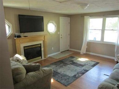 12 Brookfield Rd, Burlington, MA 01803 - photo 5