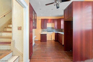 91 Keer Ave unit 95, Newark, NJ 07112 - photo 6