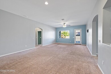 05-Dining_Living Room