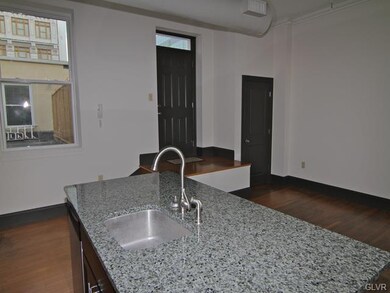 813 Hamilton St unit D, Allentown, PA 18101 - photo 6
