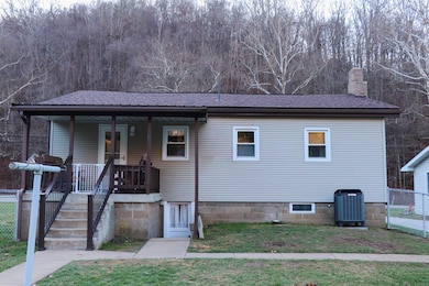 1710 Middle Grave Creek Rd, Moundsville, WV 26041 - photo 4