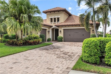 12440 Wisteria Dr, Naples, FL 34120 - photo 2