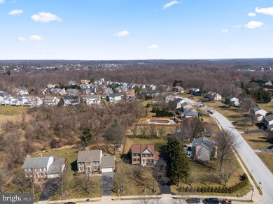 7768 Rockburn Dr, Ellicott City, MD 21043 - photo 2