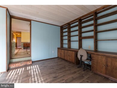 6 Hunter Dr, Burlington, NJ 08016 - photo 6