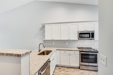 215 N Lakeshore Dr, Hypoluxo, FL 33462 - photo 5