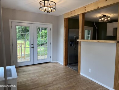 27 Palmer Ave, North Adams, MA 01247 - photo 7