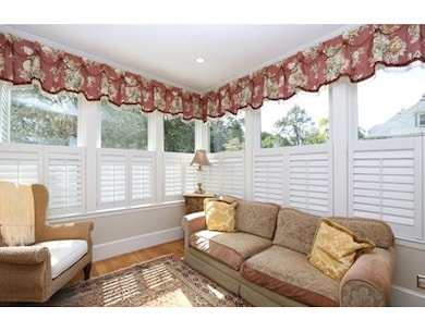 51 Winthrop St, West Newton, MA 02465 - photo 4