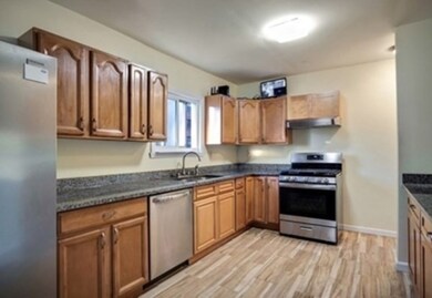 10 Garland St, Worcester, MA 01603 - photo 2