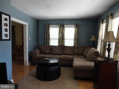 16 S Clinton Ave, Maple Shade, NJ 08052 - photo 5