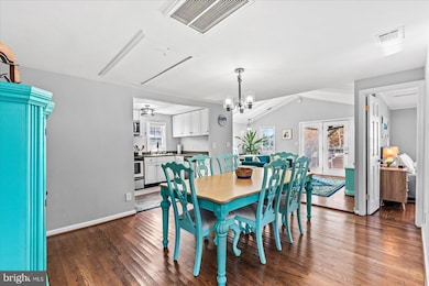 300 Weems St, Colonial Beach, VA 22443 - photo 7