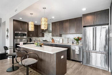 176 4th Ave NE unit 1002, Saint Petersburg, FL 33701 - photo 2