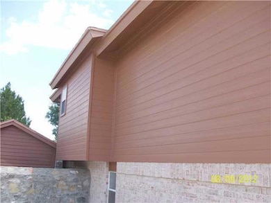 312 Pete La Rue Cir, Horizon City, TX 79928 - photo 4