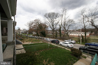 3629 Gelston Dr, Baltimore, MD 21229 - photo 2