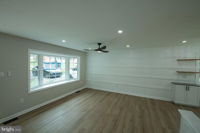 821 2nd Ave, Brunswick, MD 21716 - photo 3