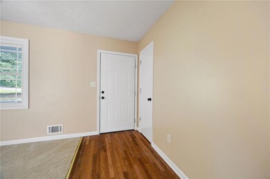 2760 Granite Way NW, Marietta, GA 30064 - photo 5