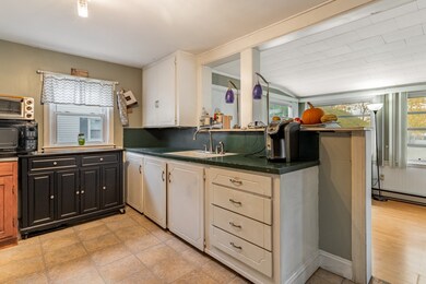 12 Ellsworth Rd, Peabody, MA 01960 - photo 5