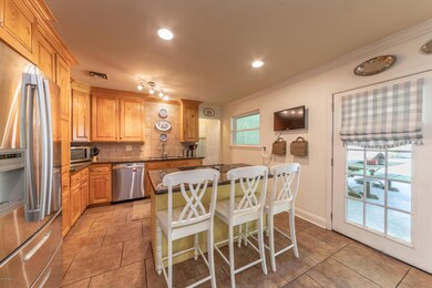 224Roselawn-15