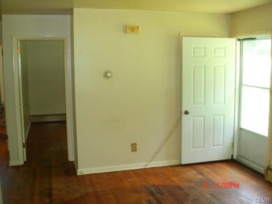 4943 Kings Hwy N, Emmaus, PA 18049 - photo 5