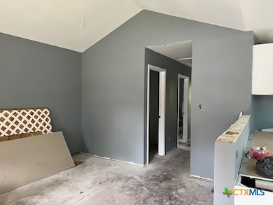 906 N Wheeler St, Victoria, TX 77901 - photo 3