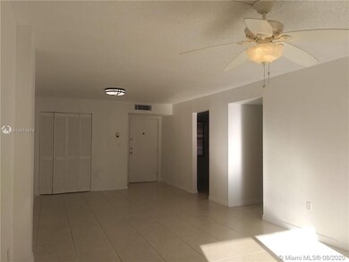 8101 Byron Ave unit 311, Miami Beach, FL 33141 - photo 6