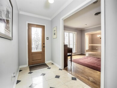 10018 Overbrook Ln, Houston, TX 77042 - photo 4