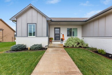 609 S Horseshoe Bend, Maize, KS 67101 - photo 3