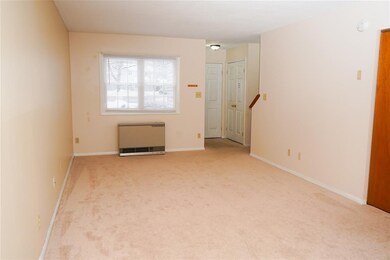 T7 Grandview Dr unit T7, South Burlington, VT 05403 - photo 5