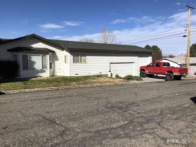 35 Nimitz Ave, Winnemucca, NV 89445 - photo 3