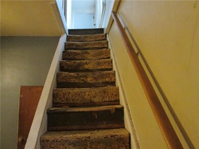 105 Davis St, Pittsburgh, PA 15209 - photo 6