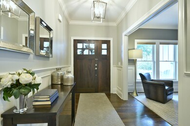 200 N Glenview Ave, Elmhurst, IL 60126 - photo 5