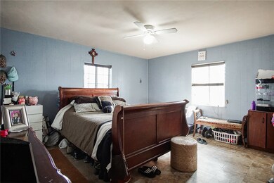 14763 Iris Dr, Fontana, CA 92335 - photo 7