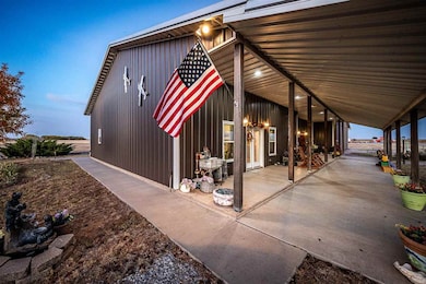 11042 SW Sheridan Rd, Lawton, OK 73501 - photo 4