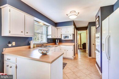 2104 Bay Front Terrace, Annapolis, MD 21409 - photo 7