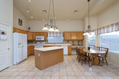 Open Kitchen