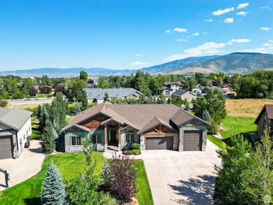 818 W Summit Haven Cir, Francis, UT 84036 - photo 2