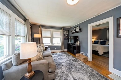 2614 40th Place, Des Moines, IA 50310 - photo 4