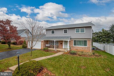 1109 Lilac Ln, Reading, PA 19609 - photo 2