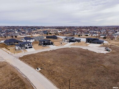 1811 Katie Ct, Davenport, IA 52807 - photo 5