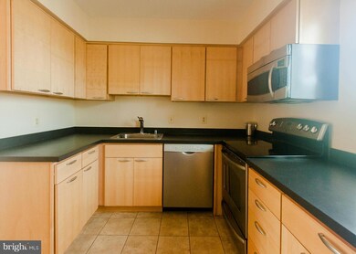 3139 Hawthorne Dr NE unit 3139, Washington, DC 20017 - photo 5