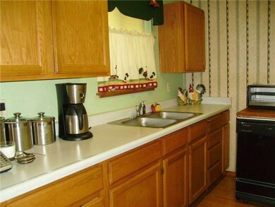 314 Cedar Ct, Winlock, WA 98596 - photo 5