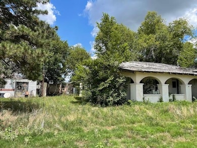 119 S Oak Ave, Erick, OK 73645 - photo 7